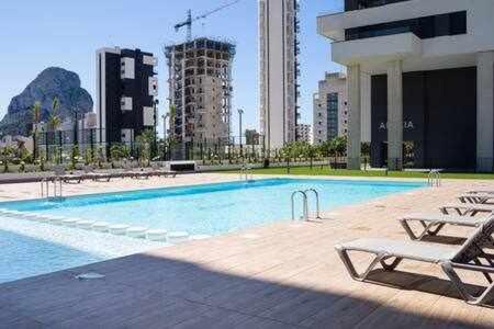 Apartamento De 3 Dormitorios Piscina Y Parking Calpe Zewnętrze zdjęcie